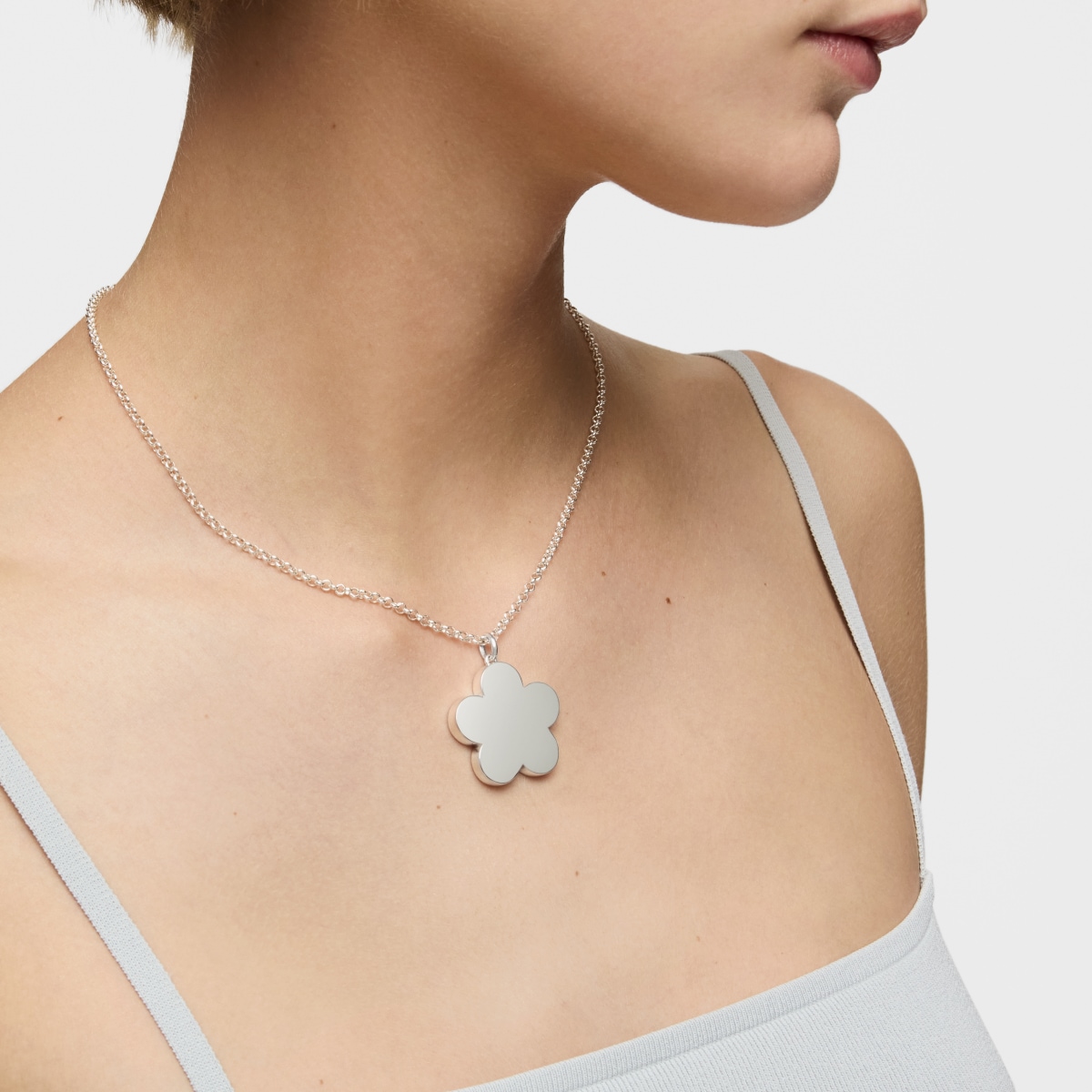 Medium 29mm silver flower Pendant Sweet Dolls